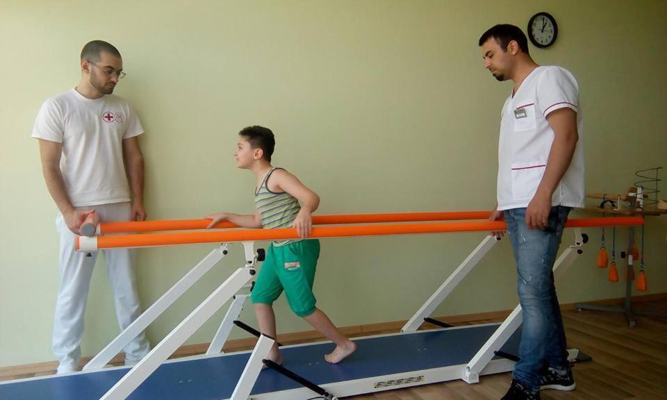 Хотел-клиника Д-р Гечеви Павел баня Екстериор снимка